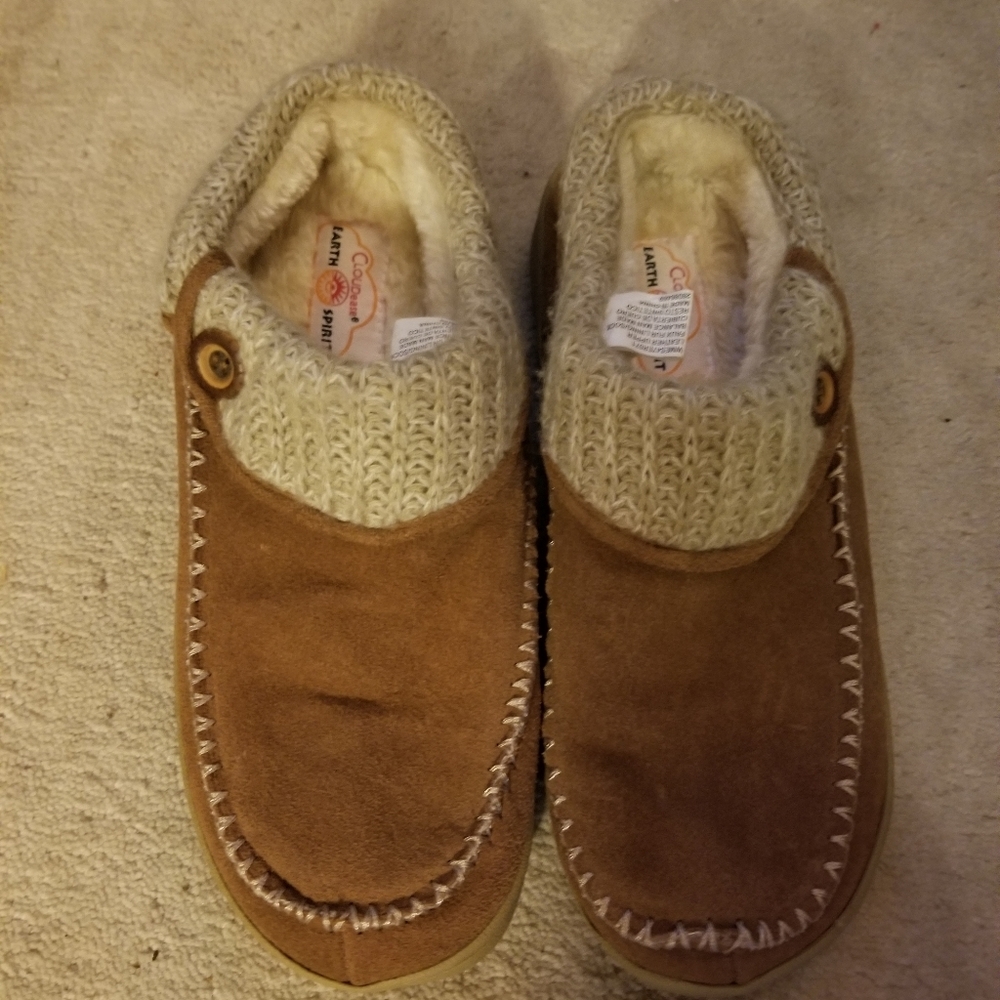 Moccasins 9-10